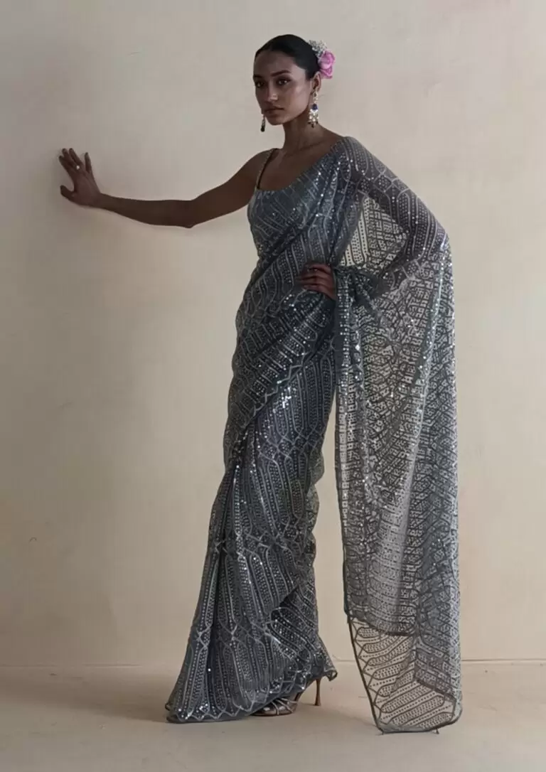 Saree Draping For Photoshoots