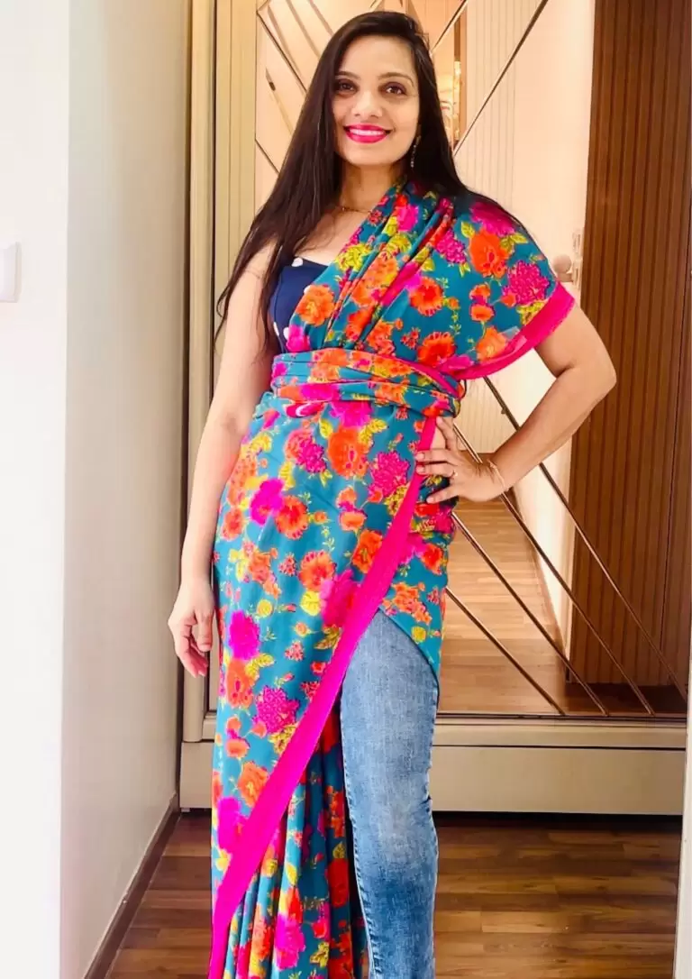 Style Dupatta On Jeans